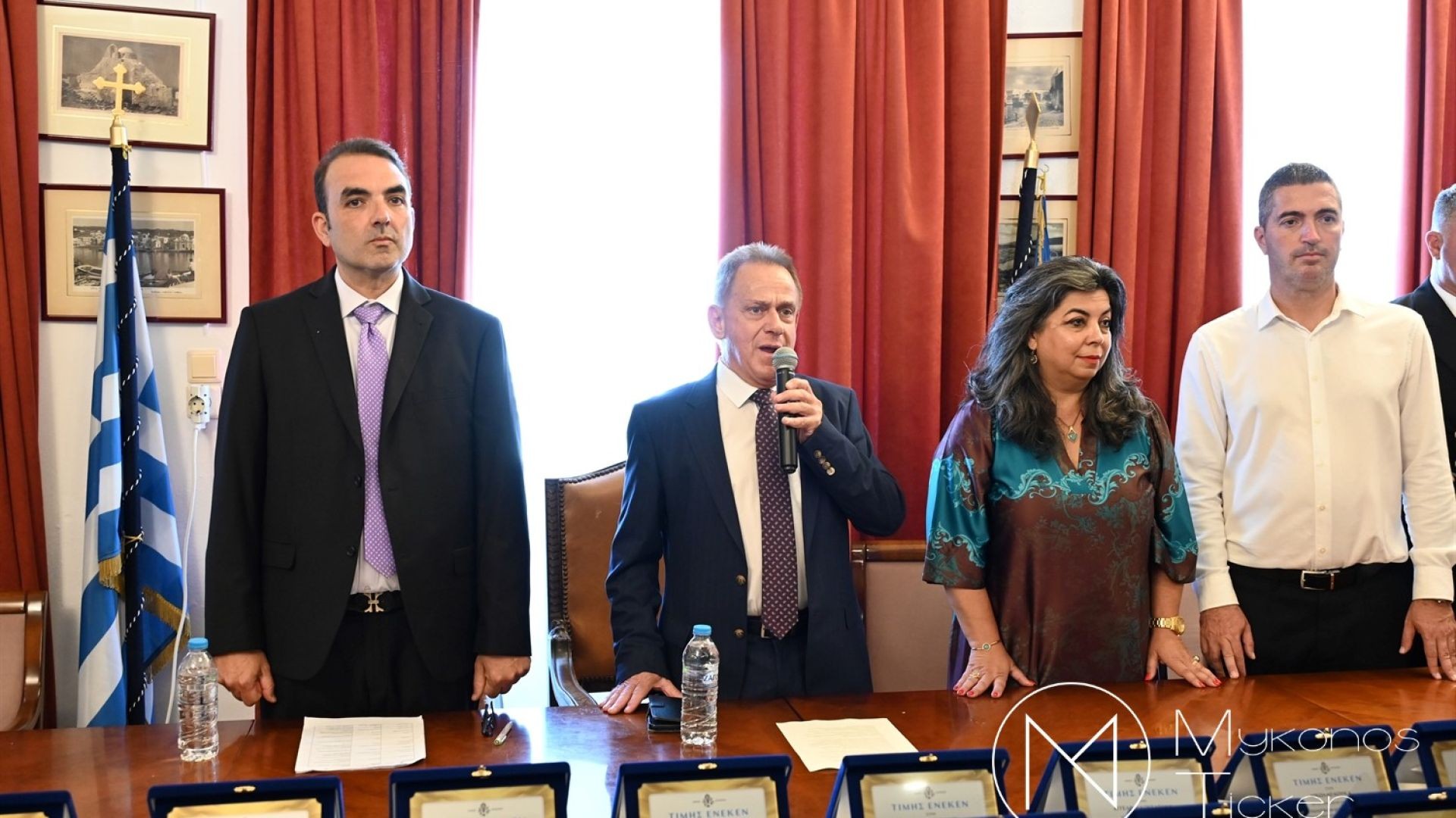 ⁣Τους εισαχθέντες στην Τριτοβάθμια Εκπαίδευση βράβευσε ο Δήμος Μυκόνου σε μια συγκινητική εκδήλωση [video]