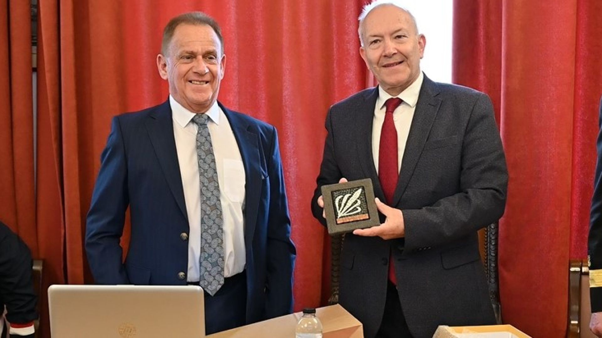 Mayor of Mykonos | Χρήστος Βερώνης: Συνάντηση με Υφ. Ναυτιλίας & Στρατηγική για τη Μύκονο 2026