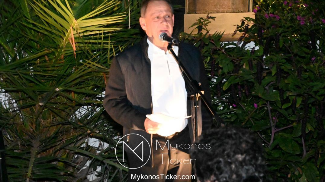 Mayor of Mykonos Christos Veronis – «Μιλάμε με έργα» στην πρεμιέρα του ντοκιμαντέρ για την ομάδα της Μυκόνου