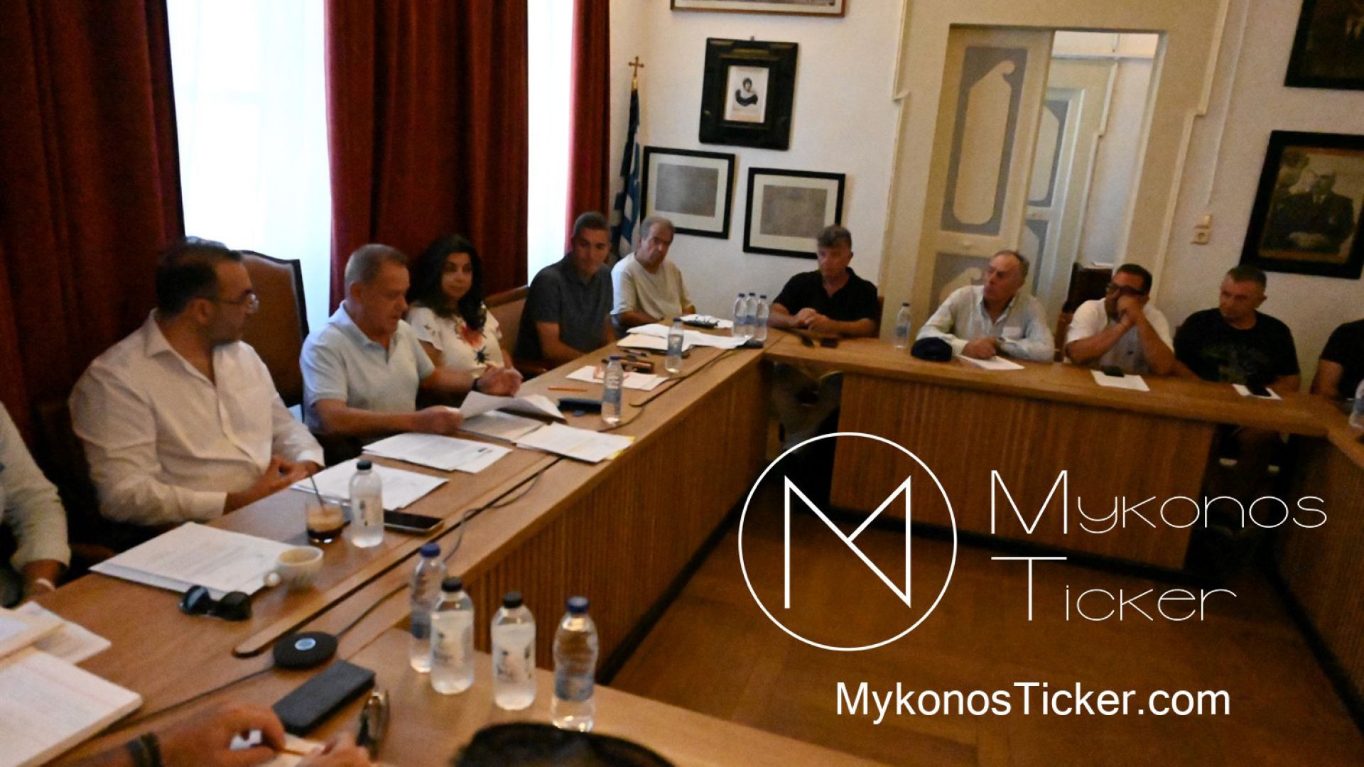 [Video] Χρήστος Βερώνης: 50.000€ ετησίως για 5 Νοσηλευτές Αιμοκάθαρσης Μυκόνου - Απόφαση κοινωνικής ευθύνης, αλληλεγγύης, αξιοπρέπειας και δικαιοσύνης