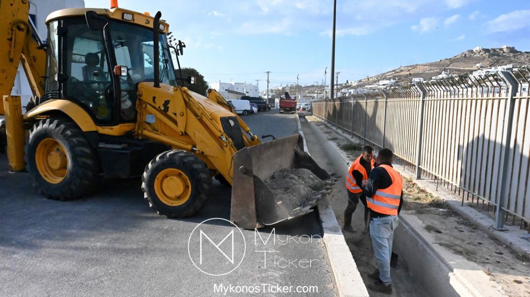 ⁣Stormwater Resilience: Δείτε το Βίντεο - Ο Φακός του MykonosTicker.tv στην Υδρομηχανική Εξυγίανση της Τάφρου στο Στάδιο Κόρφου